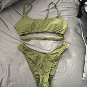 Bathing suit